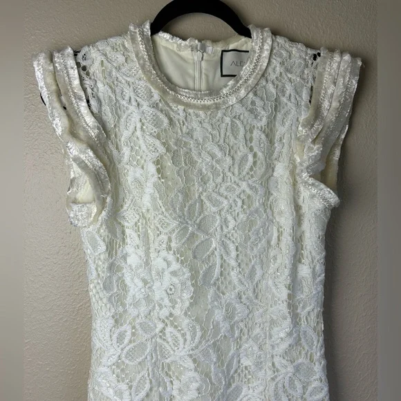 Alexis Kleo Midi Dress - Picture 3 of 10